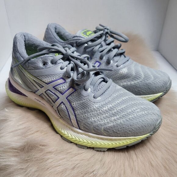 Asics Gel-Nimbus 22 White/Pure Silver  Womens Running Shoes Size 7 - Picture 1 of 10